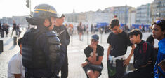 Reportage : face aux tensions, les policiers verbalisent