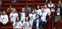 Pourquoi faudrait-il bien s’habiller à l’Assemblée ?
