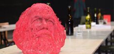Creuzevault, Marx, le Capital et son Singe: vive la pratique, haro sur le fétiche!