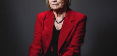 Chantal Mouffe : “Il est temps de construire une nouvelle frontière politique”