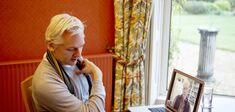 Julian Assange / Peter Singer. Changer le monde, mode d’emploi  
