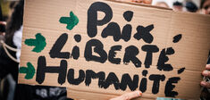 Manifester pour pleurer