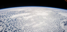 Rétropédalage au centre de la Terre
