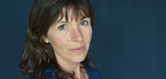 Rachel Cusk : “C’est en s’approchant de ce qui est violent dans l’expérience qu’on touche à la vérité”