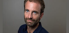 Alexandre Lacroix : “Nos sexualités sont encore cadenassées par un script sexuel dominant”