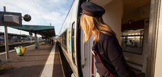 Le train, un théâtre mobile où Sartre côtoie Jankélévitch