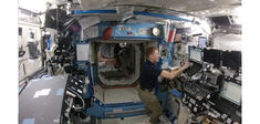 L’interminable nettoyage de l’ISS