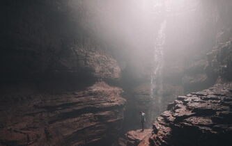 Grotte-Resonance