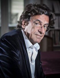 Luc Ferry