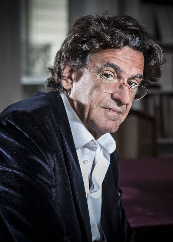 Luc Ferry